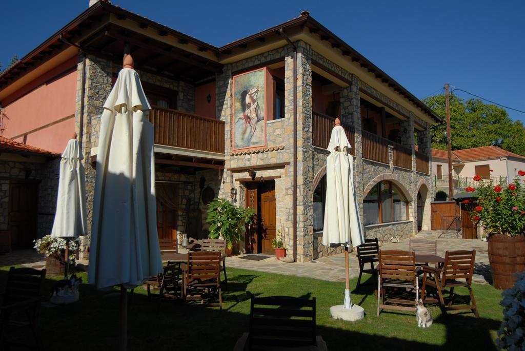 Guesthouse To Spiti Τou Gakou Nestórion Exterior foto